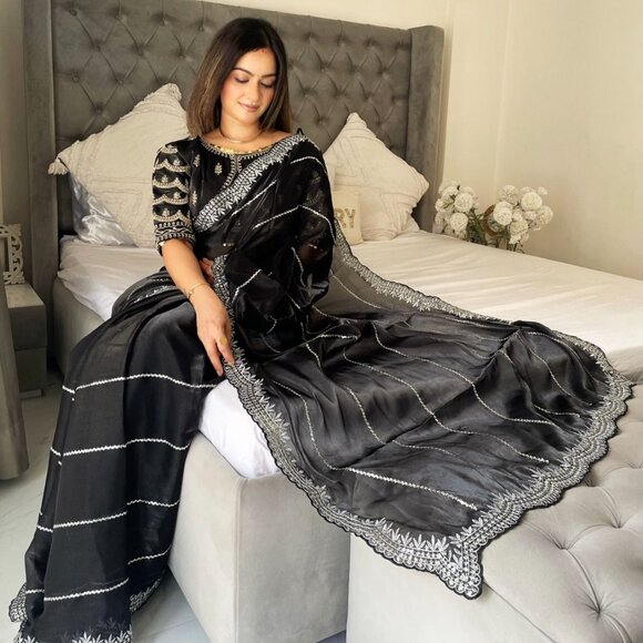 Indian SAREE FABRIC - Zimi chu with seqwance work - Picture 12 of 15